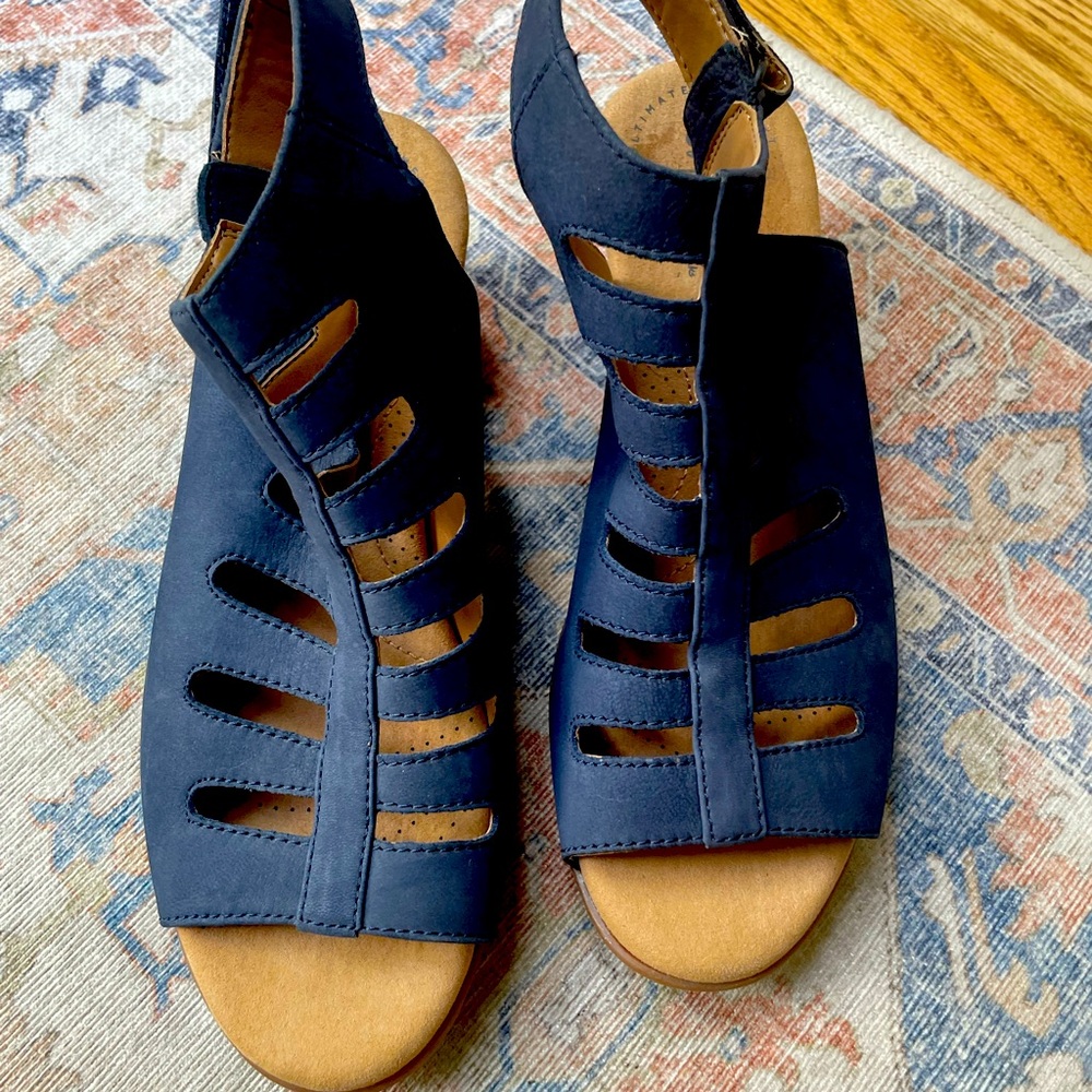 Clark’s navy blue Comfort fit sandals